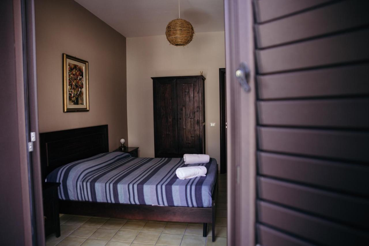 Le Antiche Colonne Bed and Breakfast Cinquefrondi Esterno foto